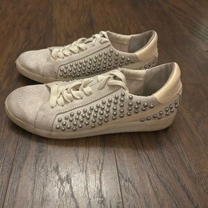 Dolce Vita Nino Suede Leather Studded Cream Sneakers Size 8